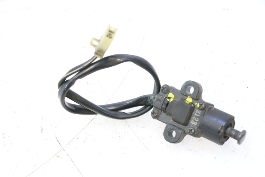 photo de SENSOR DE ABERTURA DO PORTA-MALAS SUZUKI BURGMAN EXECUTIVE ABS 650 (2006 - 2012) - Detalhe da peça