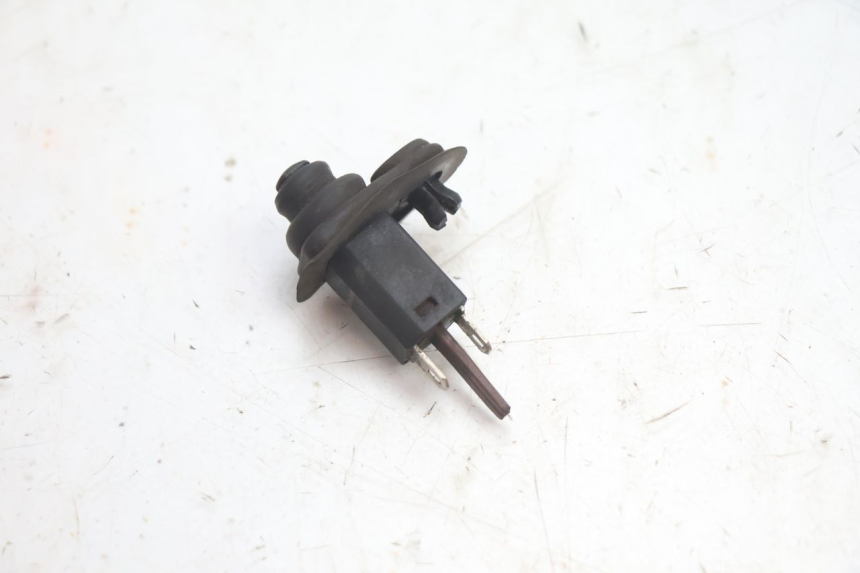 photo de SENSOR DE ABERTURA DO PORTA-MALAS GILERA GP 800 (2007 - 2013) - Vista principal