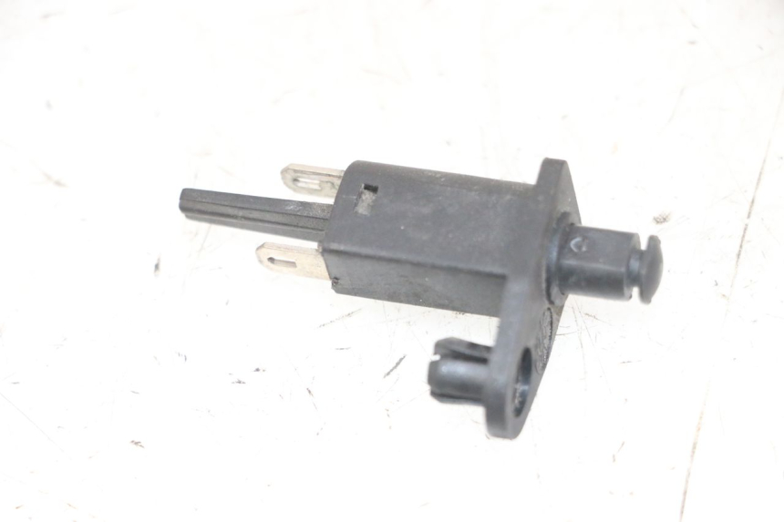 photo de SENSOR DE ABERTURA DO BAÚ PIAGGIO MP3 LT 300 (2010 - 2016) - Detalhe da peça