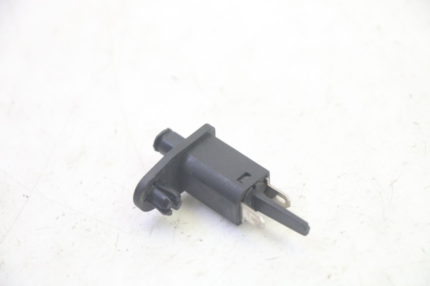 photo de SENSOR DE ABERTURA DO BAÚ PIAGGIO MP3 RL 250 (2006 - 2010) - Zoom do estado de desgaste