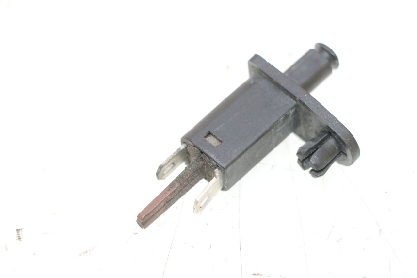 photo de SENSOR DE ABERTURA DO BAÚ PIAGGIO MP3 RL 250 (2006 - 2010) - Detalhe da peça