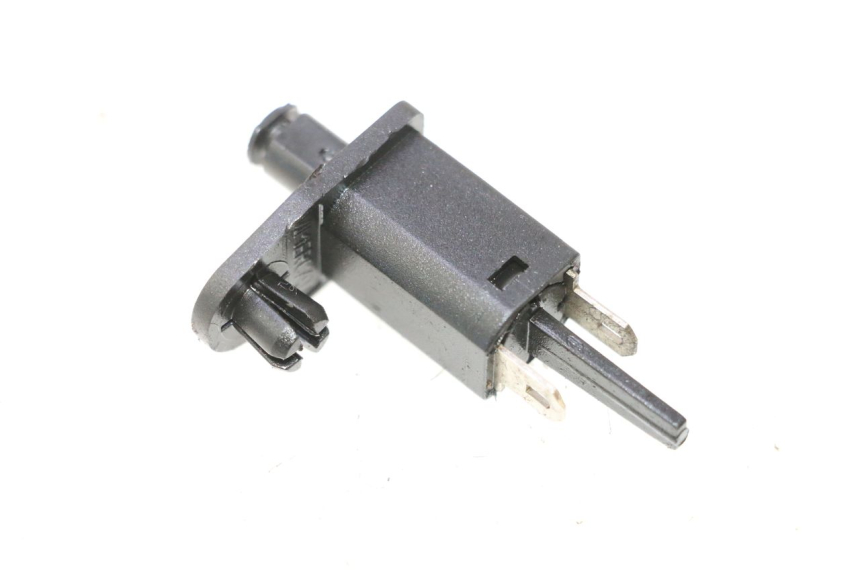 photo de SENSOR DE ABERTURA DO BAÚ PIAGGIO MP3 500 (2011 - 2015) - Zoom do estado de desgaste
