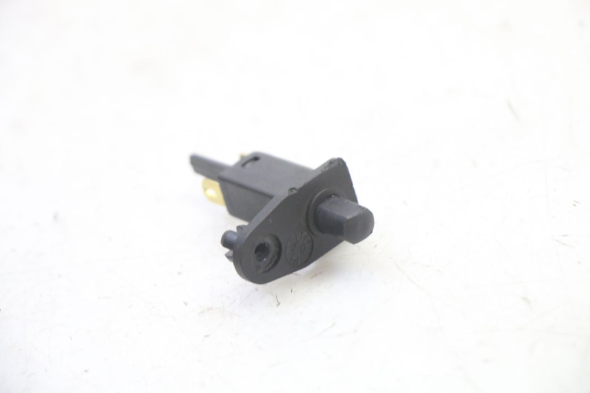 photo de SENSOR DE ABERTURA DO BAÚ PEUGEOT SATELIS 125 (2013 - 2018) - Zoom do estado de desgaste