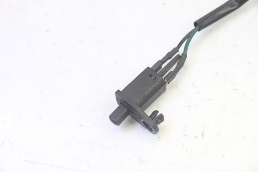 photo de SENSOR DE ABERTURA DO BAÚ PEUGEOT SATELIS 125 (2010 - 2012) - Detalhe da peça
