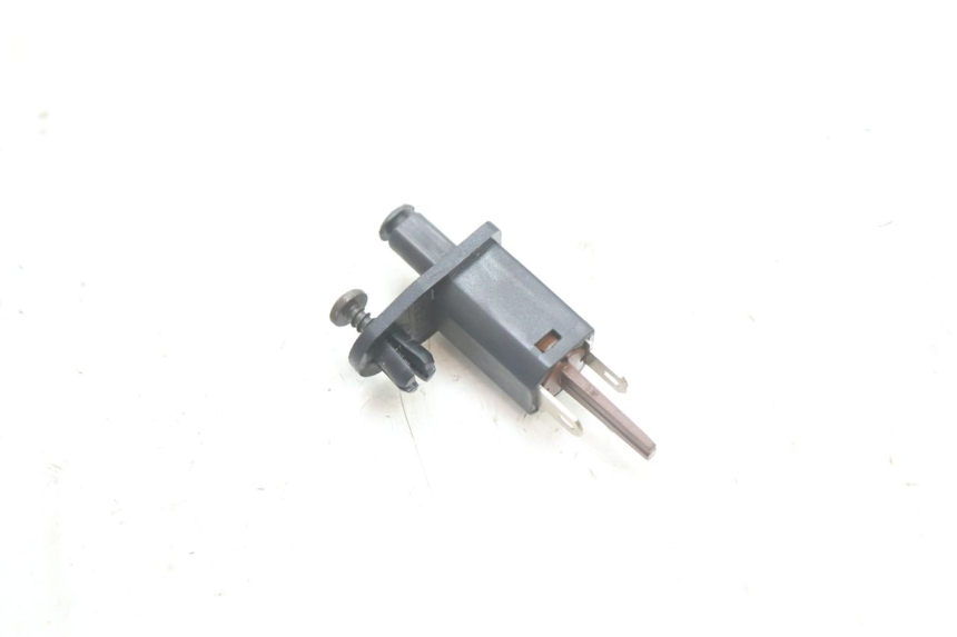 photo de SENSOR DE ABERTURA DO PORTA-MALAS PIAGGIO X8 STREET 125 (2006 - 2007) - Vista principal