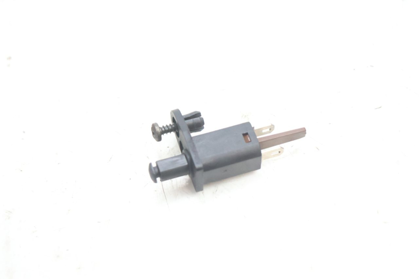 photo de SENSOR DE ABERTURA DO PORTA-MALAS PIAGGIO X8 STREET 125 (2006 - 2007) - Zoom do estado de desgaste