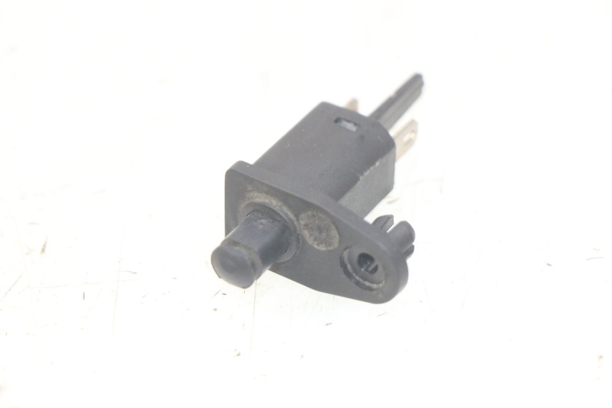 photo de SENSOR DE ABERTURA DO BAÚ PIAGGIO XEVO - X EVO 125 (2007 - 2017) - Vista principal