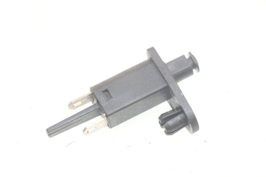photo de SENSOR DE ABERTURA DO BAÚ PIAGGIO XEVO - X EVO 125 (2007 - 2017) - Detalhe da peça