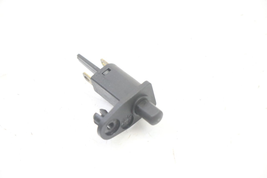 photo de SENSOR DE ABERTURA DO BANCO APRILIA ATLANTIC 125 (2003 - 2009) - Detalhe da peça