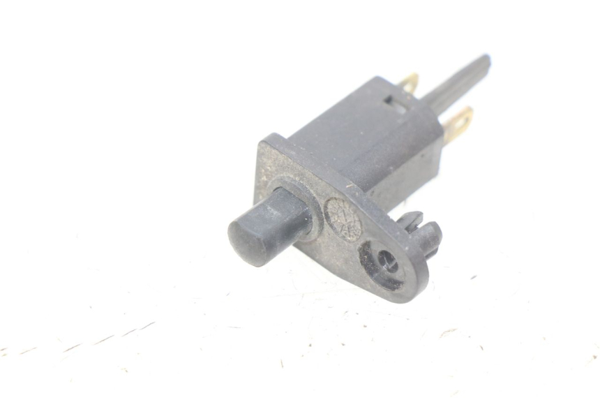 photo de SENSOR DE ABERTURA DO BANCO APRILIA ATLANTIC 125 (2003 - 2009) - Detalhe da peça