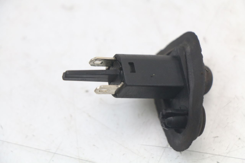 photo de SENSOR DE ABERTURA DO BANCO PIAGGIO MP3 HPE 350 (2018 - 2020) - Outro ângulo de visão