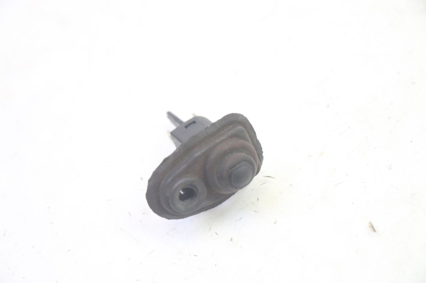photo de SENSOR DE ABERTURA DO BANCO PIAGGIO MP3 HPE 350 (2018 - 2020) - Outro ângulo de visão
