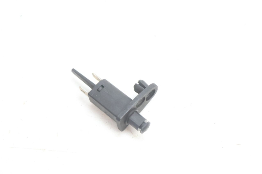 photo de SENSOR DE ABERTURA DO BANCO PIAGGIO MP3 LT 400 (2007 - 2012) - Detalhe da peça