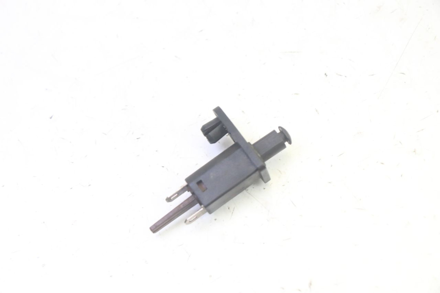 photo de SENSOR DE ABERTURA DO BANCO PIAGGIO X8 125 (2004 - 2007) - Detalhe da peça