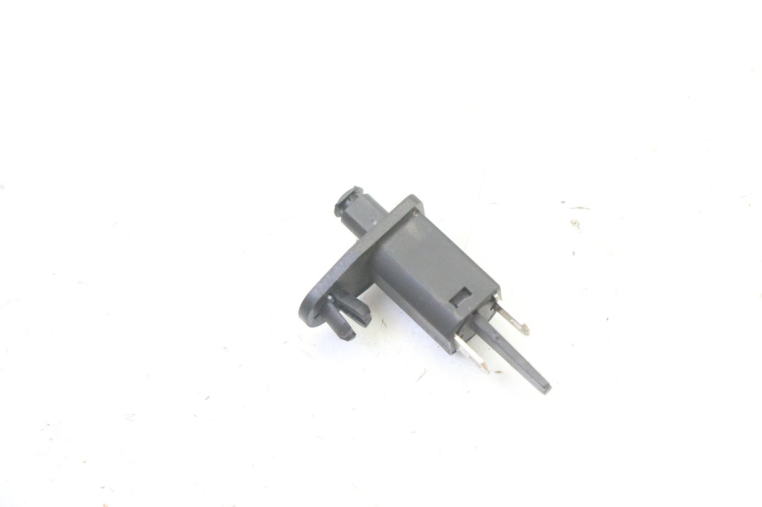 photo de SENSOR DE ABERTURA DO BANCO PIAGGIO X9 EVOLUTION 125 (2003 - 2007) - Zoom do estado de desgaste