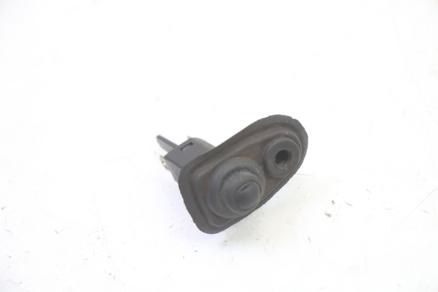 photo de SENSOR DE ABERTURA DO BANCO PIAGGIO X9 EVOLUTION 125 (2003 - 2007) - Zoom do estado de desgaste