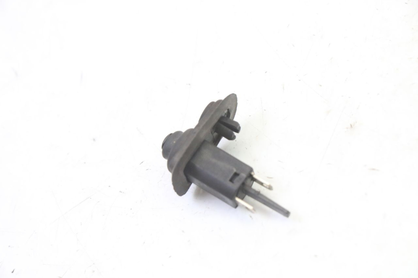 photo de SENSOR DE ABERTURA DO BANCO PIAGGIO X9 EVOLUTION 125 (2003 - 2007) - Outro ângulo de visão