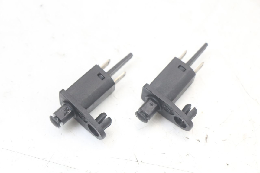 photo de SENSOR DE ABERTURA DO BANCO PIAGGIO XEVO - X EVO 125 (2007 - 2017) - Vista principal