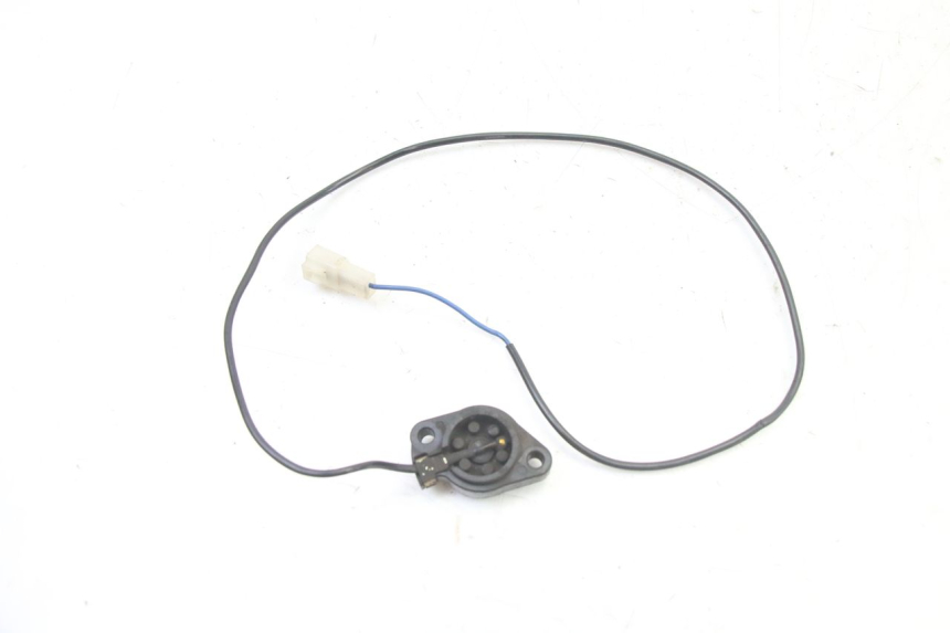 photo de SENSOR DE PONTO MORTO SUZUKI GS GSE 500 (2001 - 2003) - Outro ângulo de visão