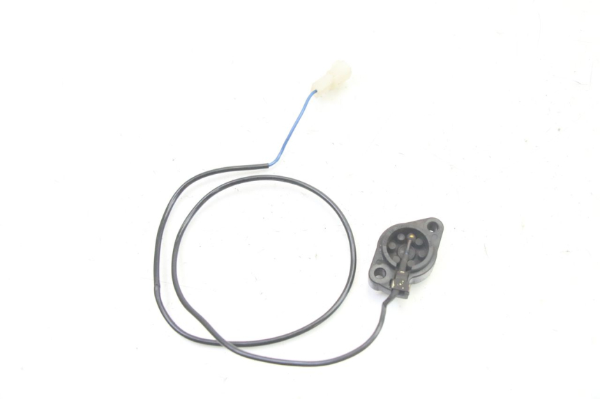 photo de SENSOR DE PONTO MORTO SUZUKI GS GSE 500 (2001 - 2003) - Ampliação técnica