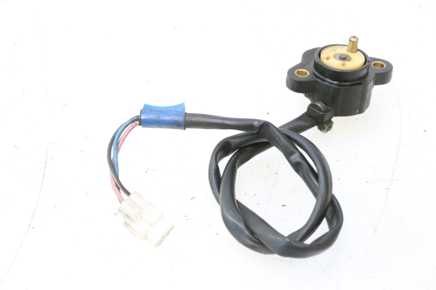 photo de SENSOR DE PONTO MORTO SUZUKI GSR 600 (2005 - 2012) - Detalhe da peça