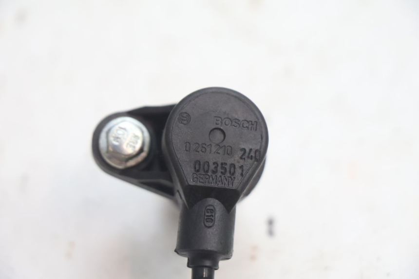 photo de SENSOR DE PONTO MORTO ALTO GILERA GP 800 (2007 - 2013) - Detalhe da peça