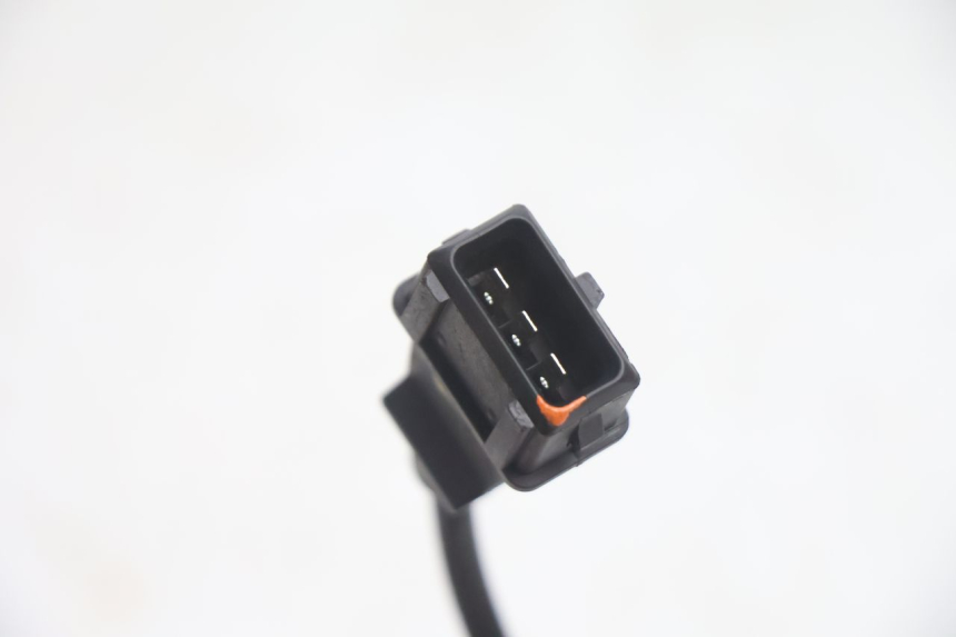 photo de SENSOR DE PONTO MORTO ALTO GILERA GP 800 (2007 - 2013) - Vista geral