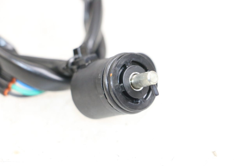 photo de SENSOR DE PONTO MORTO KAWASAKI NINJA 400 (2018 - 2023) - Ampliação técnica