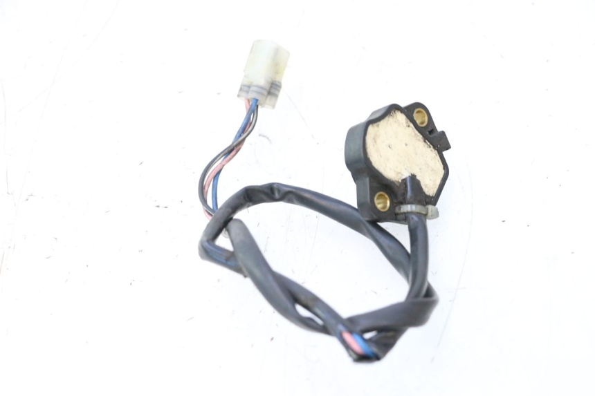photo de SENSOR DE PONTO MORTO SUZUKI SV S 650 (2003 - 2009) - Detalhe da peça