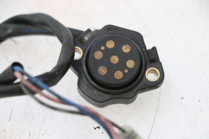 photo de SENSOR DE PONTO MORTO SUZUKI SV S 650 (2003 - 2009) - Vista geral