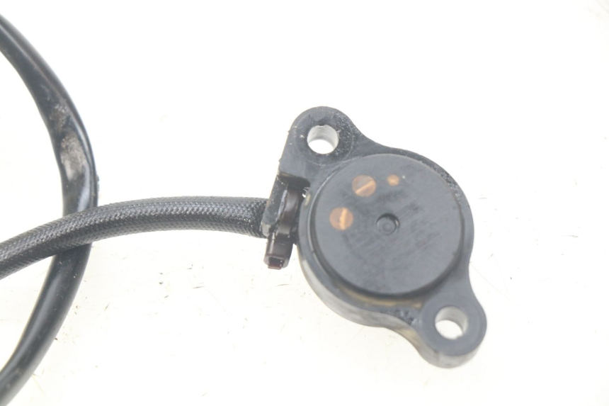 photo de SENSOR DE PONTO MORTO SUZUKI XF FREEWIND 650 (1997 - 2003) - Outro ângulo de visão