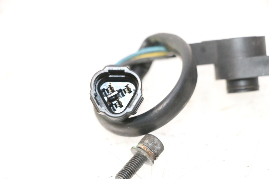 photo de SENSOR TPS SUZUKI BURGMAN EXECUTIVE ABS 650 (2006 - 2012) - Outro ângulo de visão