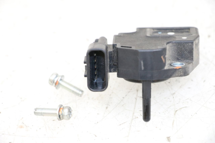 photo de SENSOR TPS YAMAHA BW'S BWS 125 (2010 - 2013) - Zoom do estado de desgaste