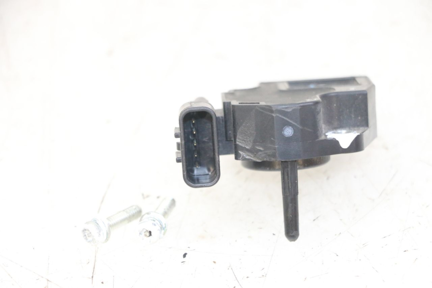 photo de SENSOR TPS YAMAHA BW'S BWS 125 (2010 - 2013) - Zoom do estado de desgaste