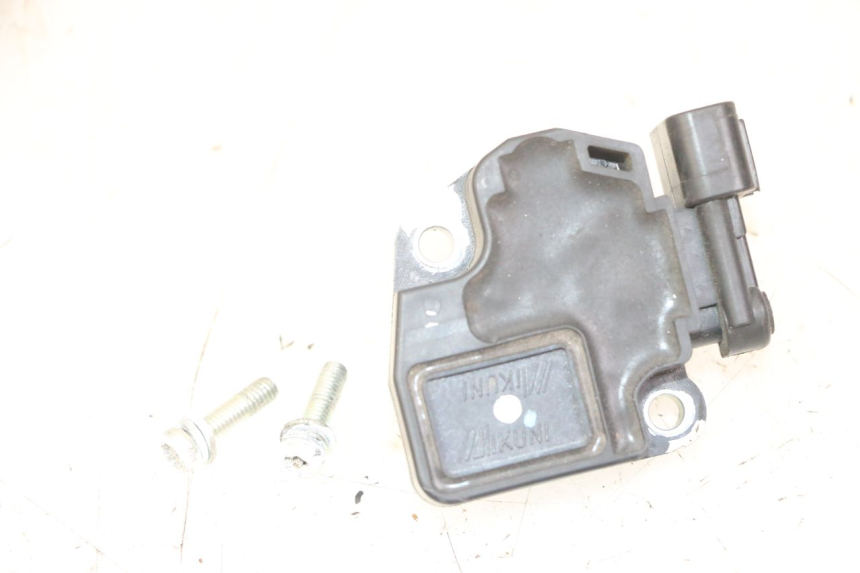 photo de SENSOR TPS YAMAHA BW'S BWS 125 (2010 - 2013) - Outro ângulo de visão