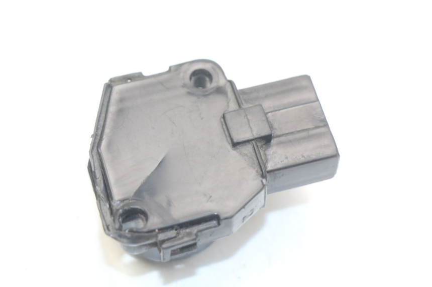 photo de SENSOR TPS HONDA FORZA 125 (2015 - 2016) - Outro ângulo de visão