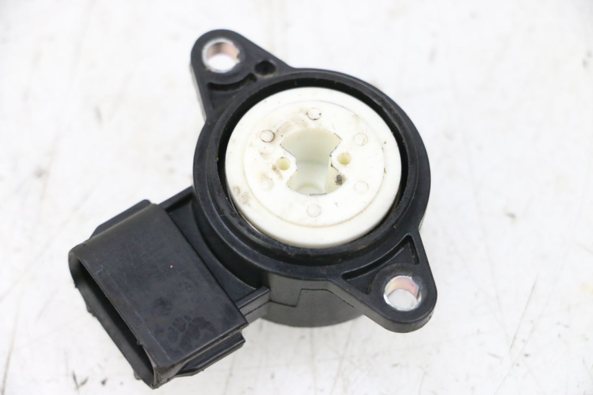 photo de SENSOR TPS YAMAHA XMAX X-MAX 125 (2006 - 2009) - Zoom do estado de desgaste