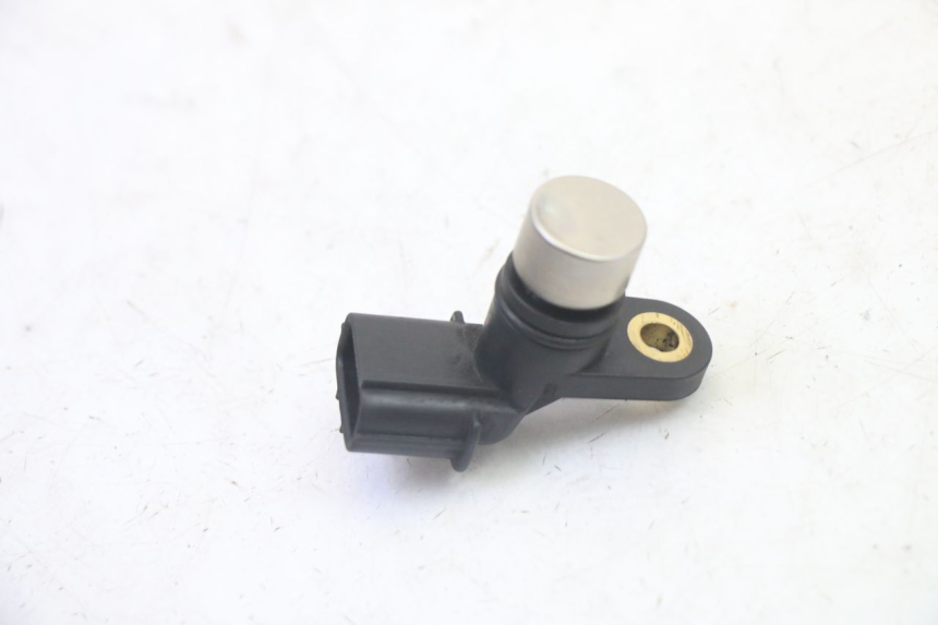 photo de SENSOR DE VELOCIDADE HONDA FES S-WING SWING ABS 125 (2007 - 2015) - Outro ângulo de visão