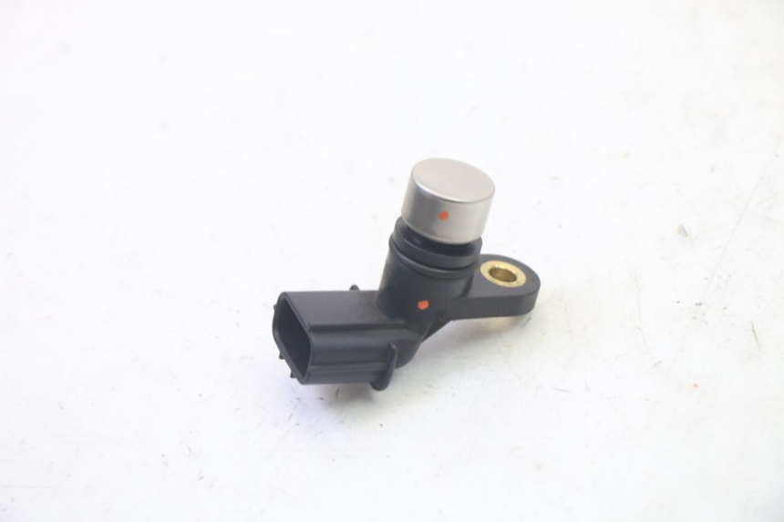 photo de SENSOR DE VELOCIDADE HONDA FES S-WING SWING ABS 125 (2007 - 2015) - Outro ângulo de visão