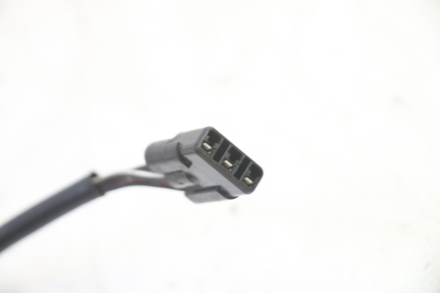 photo de SENSOR DE VELOCIDADE SUZUKI GSR 750 (2011 - 2017) - Outro ângulo de visão