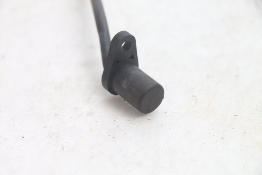 photo de SENSOR DE VELOCIDADE SYM GTS EVO 125 (2009 - 2013) - Outro ângulo de visão