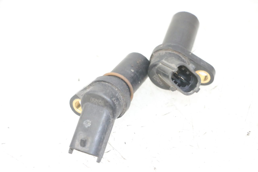 photo de SENSOR DE VELOCIDADE PIAGGIO MP3 LT 300 (2010 - 2016) - Outro ângulo de visão