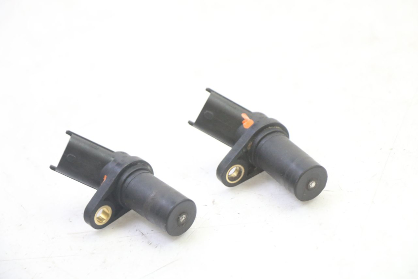 photo de SENSOR DE VELOCIDADE PIAGGIO MP3 RL 250 (2006 - 2010) - Outro ângulo de visão