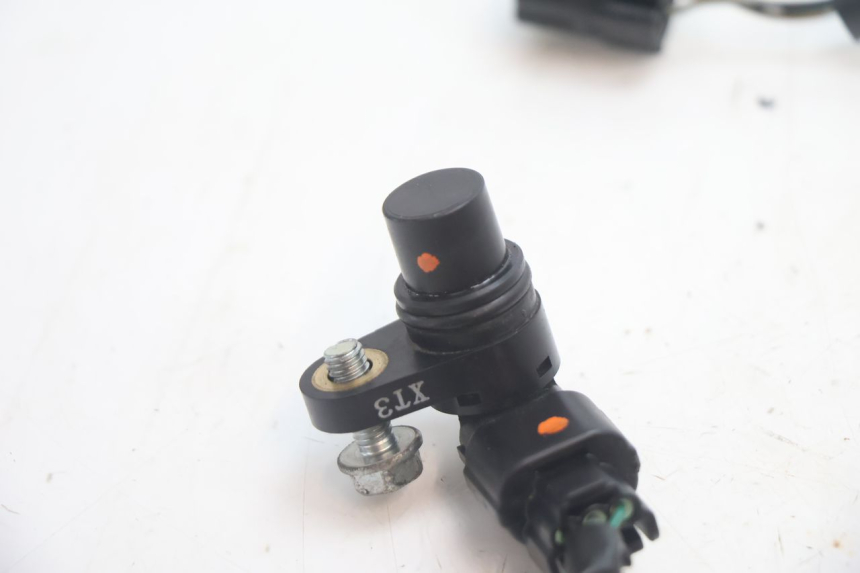 photo de SENSOR DE VELOCIDADE HONDA PCX (JF28) 125 (2009 - 2011) - Estado da superfície