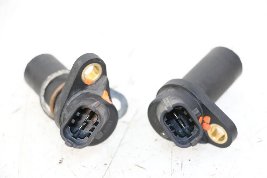photo de SENSOR DE VELOCIDADE PIAGGIO MP3 LT 400 (2007 - 2012) - Outro ângulo de visão