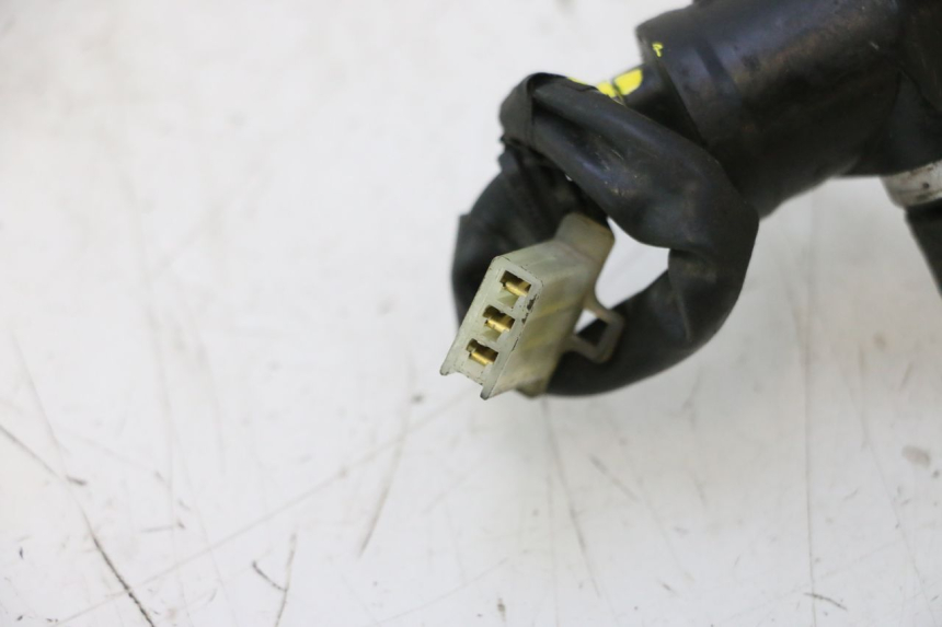 photo de SENSOR DE VELOCIDADE HONDA VFR FI RC46 800 (1998 - 2001) - Outro ângulo de visão