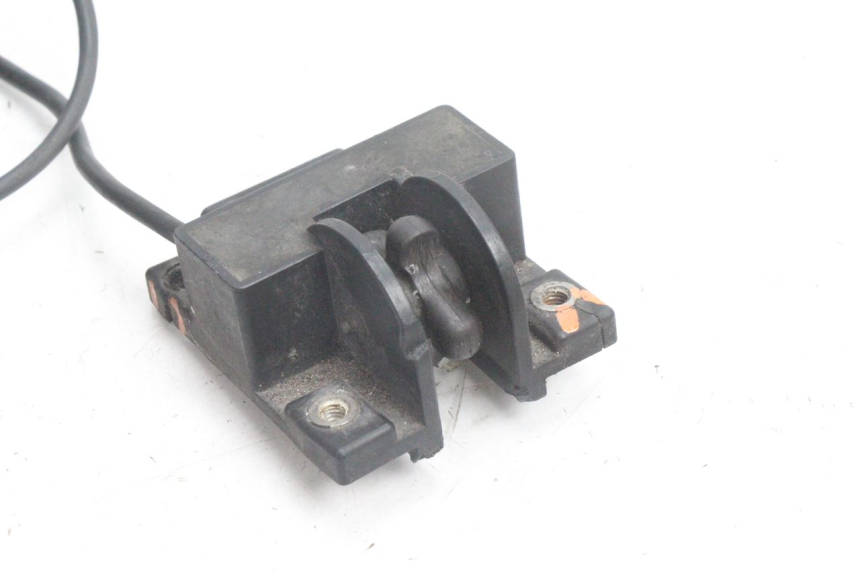 photo de SENSOR DE VELOCIDADE YAMAHA WAVE RUNNER GP R 1200 (2000 - 2003) - Zoom do estado de desgaste