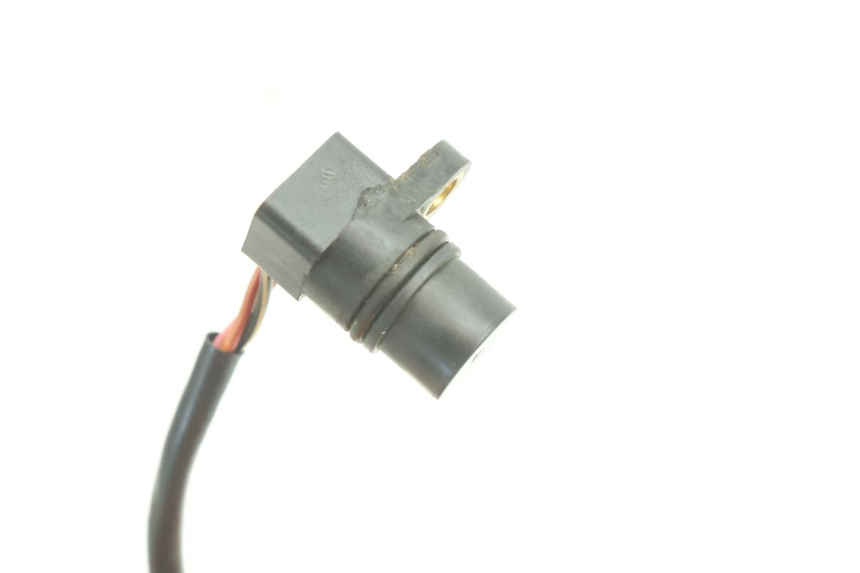 photo de SENSOR DE VELOCIDADE YAMAHA YZF R6 600 (2008 - 2009) - Outro ângulo de visão