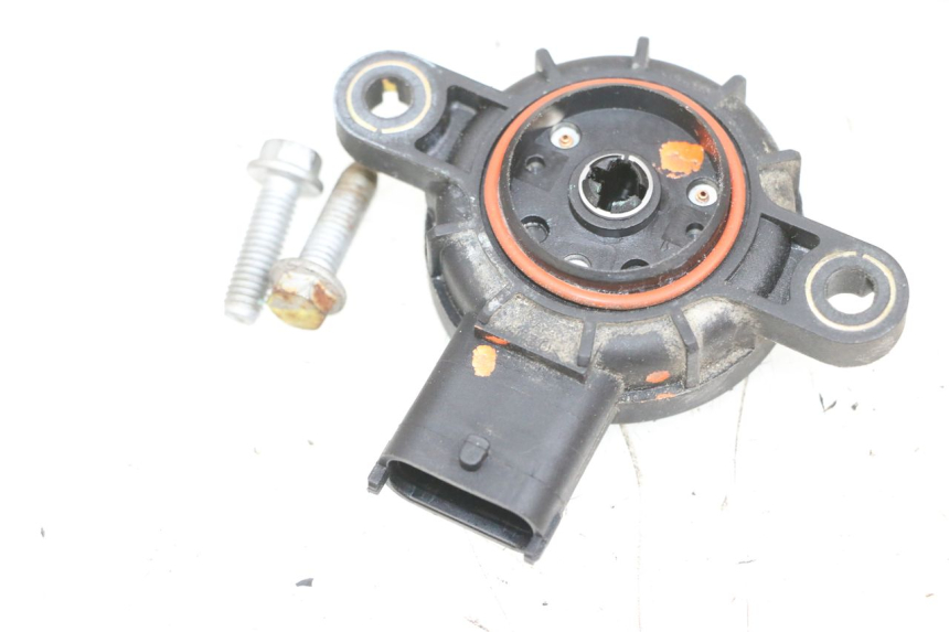 photo de SENSOR DE POSIÇÃO ROLL LOCK PIAGGIO MP3 RL 250 (2006 - 2010) - Outro ângulo de visão