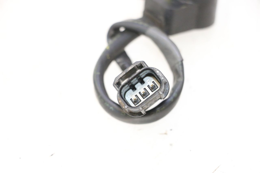 photo de SENSOR DE POSIÇÃO ROLL LOCK PIAGGIO MP3 500 (2016 - 2018) - Zoom do estado de desgaste